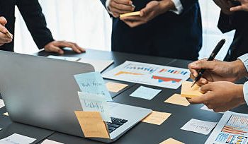 U.S. Tariff Threat Met with Firm Response from China, Calls Grow for Dialogue