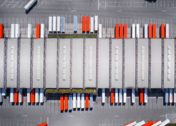 US to Impose 25% Tariff on Imported Medium and Heavy-Duty Trucks