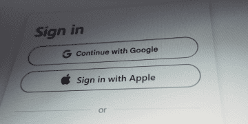 Apple and Google Issue Global Cyber Threat Alerts to Users