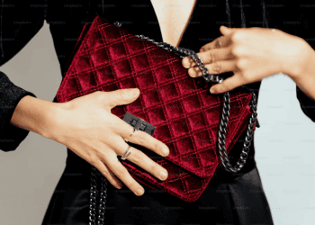 Philippines Luxury Goods Market Expands Amid Rising Wealth and E-Commerce Growth