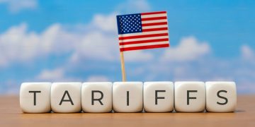 Importers May See Tariff Refunds If Supreme Court Rules Against Emergency Tariffs, U.S. Court Signals