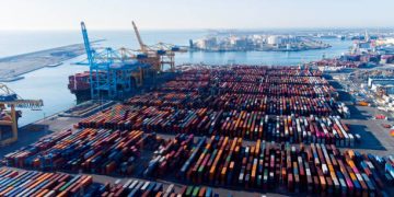 Tariffs, Supply Issues Prompt Safeway to Drop Bag Handles