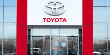 Toyota Frames Multi-Pathway Strategy as Risk Management