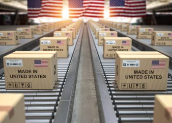 U.S. Manufacturing Grows as Jobs Fall to Multi-Year Low