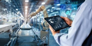 Manufacturing Embraces AI and Reshoring Strategies