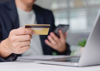 Sanctions Drive Cuba Card Payment Suspension