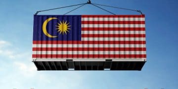Malaysia Growth Gains Momentum From Strong Exports